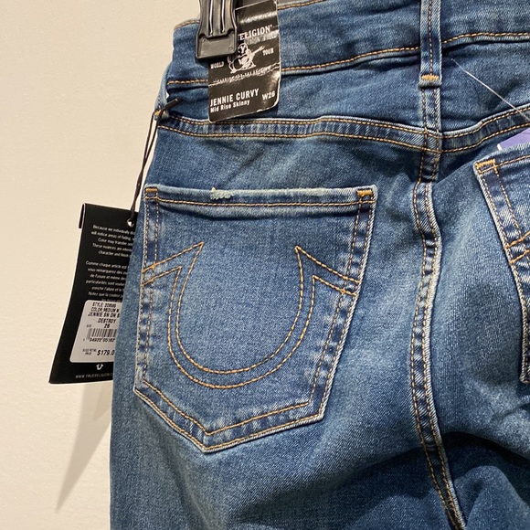 NEW True Religion Women’s Distressed Mid Rise Skinny Jennie Jeans - Picture 8 of 10